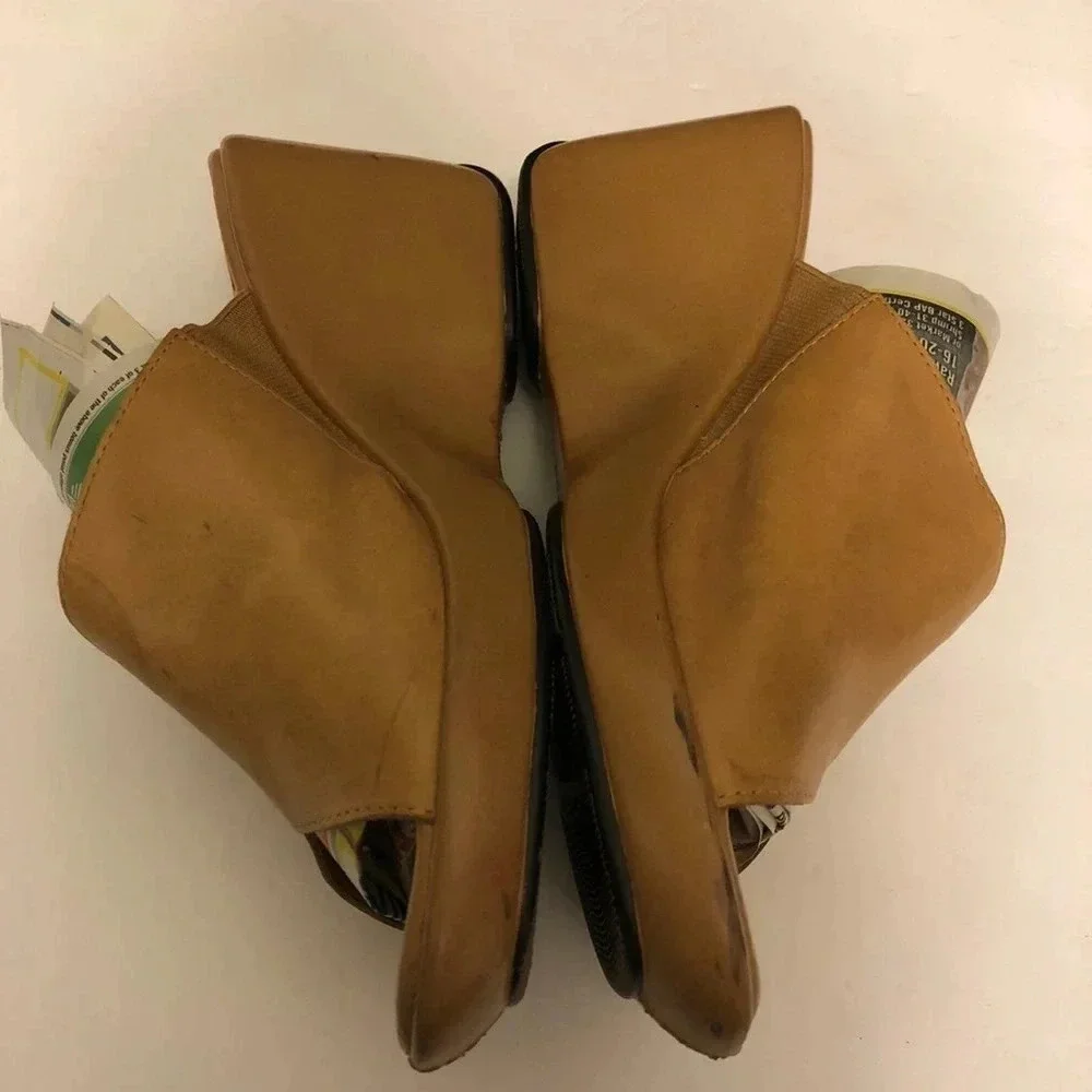 Liz Claiborne Y2K Faux Leather Chucky heels Summer sandals women Size 6.5 M
